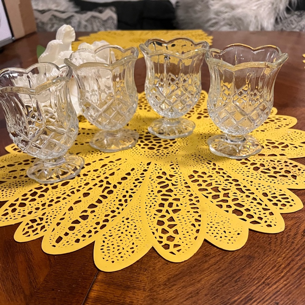 Vintage set of 4 Clear footed Votive Candleholder